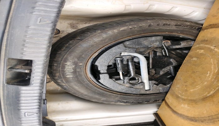 2016 Skoda Octavia 2.0 TDI CR STYLE PLUS AT, Diesel, Automatic, 1,07,010 km, tyre