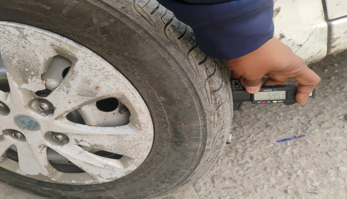 2011 Hyundai i10 ERA 1.1, Petrol, Manual, 75,258 km, tyre