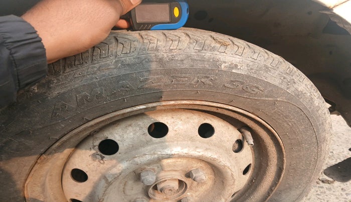 2012 Maruti Wagon R 1.0 LXI CNG, CNG, Manual, 86,500 km, tyre