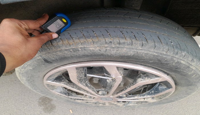 2022 Renault Kiger RXE MT, Petrol, Manual, 44,744 km, tyre