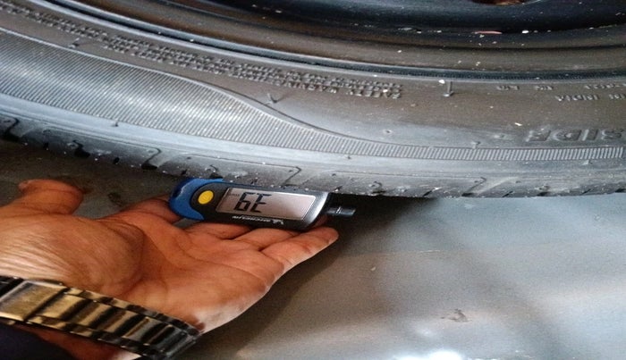 2014 Hyundai Grand i10 SPORTZ 1.2 KAPPA VTVT, Petrol, Manual, 64,877 km, tyre