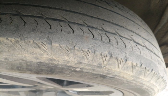 2022 Tata Safari XZA PLUS GOLD, Diesel, Automatic, 92,914 km, tyre