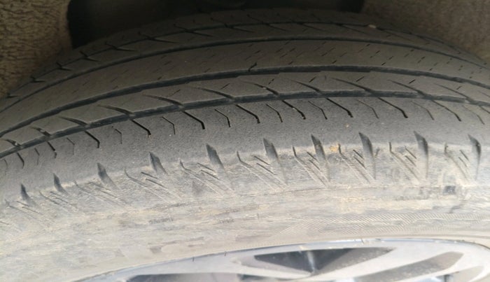 2022 Tata Safari XZA PLUS GOLD, Diesel, Automatic, 92,914 km, tyre