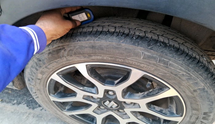 2023 Maruti XL6 ZETA AT, Petrol, Automatic, 15,206 km, tyre