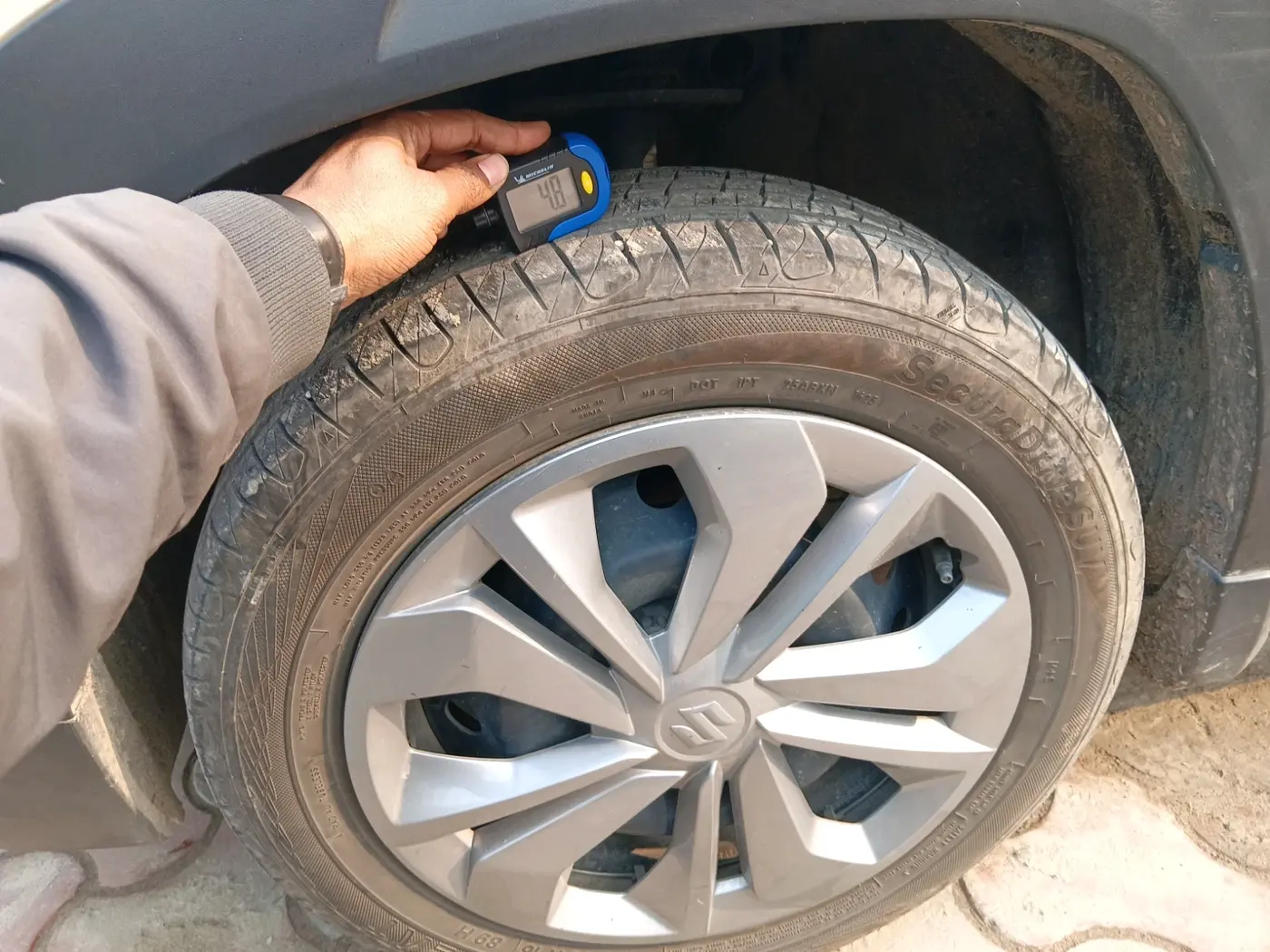 2024 Maruti FRONX SIGMA CNG 1.2 MT, CNG, Manual, 65,741 km, tyre