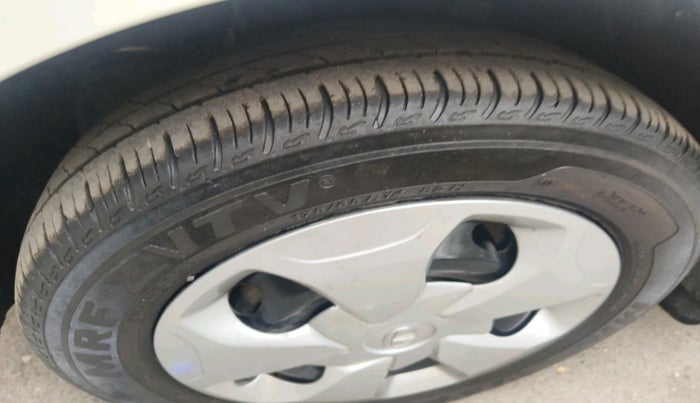 2023 Tata Tiago XT (O) PETROL, Petrol, Manual, 23,744 km, tyre