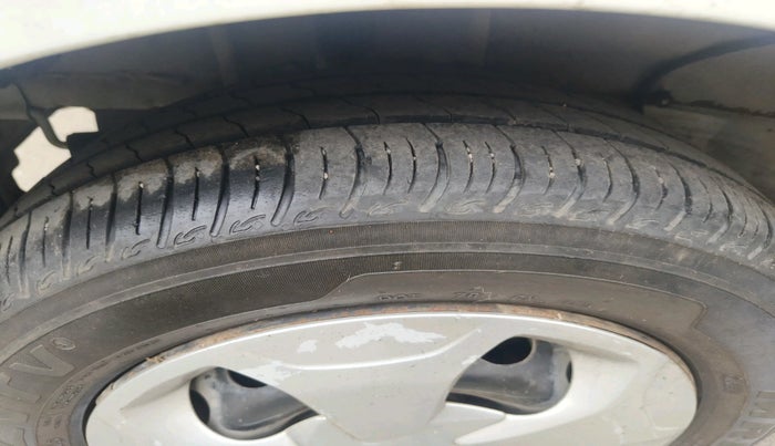 2023 Tata Tiago XT (O) PETROL, Petrol, Manual, 23,744 km, tyre