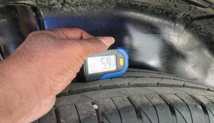 2020 Toyota URBAN CRUISER PREMIUM GRADE AT DUAL TONE, Petrol, Automatic, 35,027 km, tyre