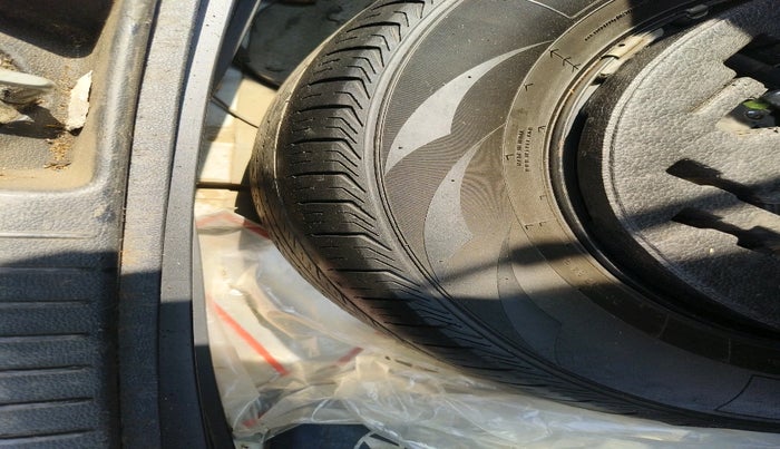 2016 Hyundai Creta S 1.4 DIESEL, Diesel, Manual, 1,10,190 km, tyre