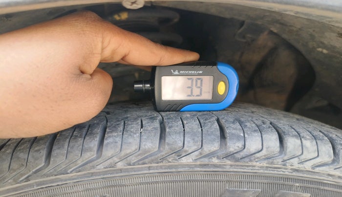 2016 Hyundai Creta S 1.4 DIESEL, Diesel, Manual, 1,10,190 km, tyre