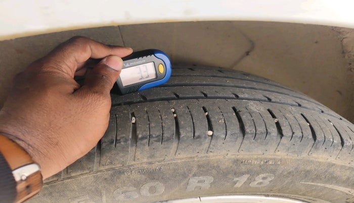 2013 Hyundai Santa Fe 4 WD, Diesel, Manual, 94,725 km, tyre