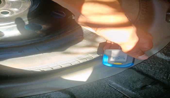 2011 Maruti Ritz VXI, Petrol, Manual, 46,799 km, tyre