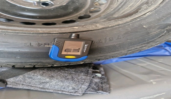 2023 Honda Amaze 1.2L I-VTEC VX, Petrol, Manual, 22,098 km, tyre