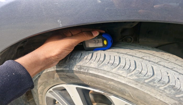 2023 Honda Amaze 1.2L I-VTEC VX, Petrol, Manual, 22,098 km, tyre