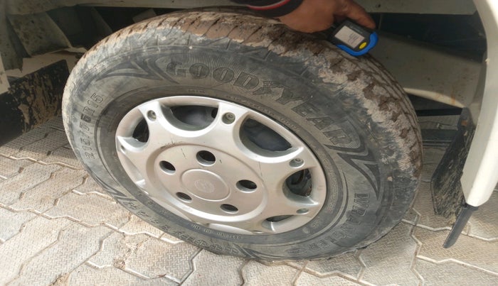 2023 Mahindra Bolero B6, Diesel, Manual, 33,383 km, tyre