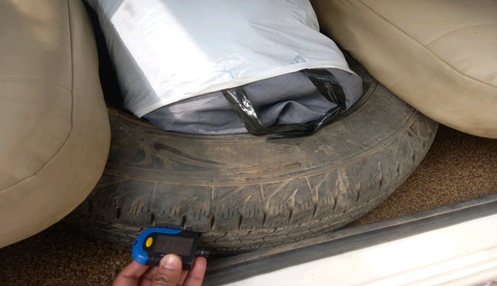 2023 Mahindra Bolero B6, Diesel, Manual, 33,383 km, tyre