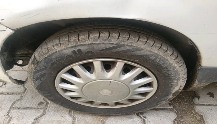 2011 Maruti Alto LXI, Petrol, Manual, 93,474 km, tyre