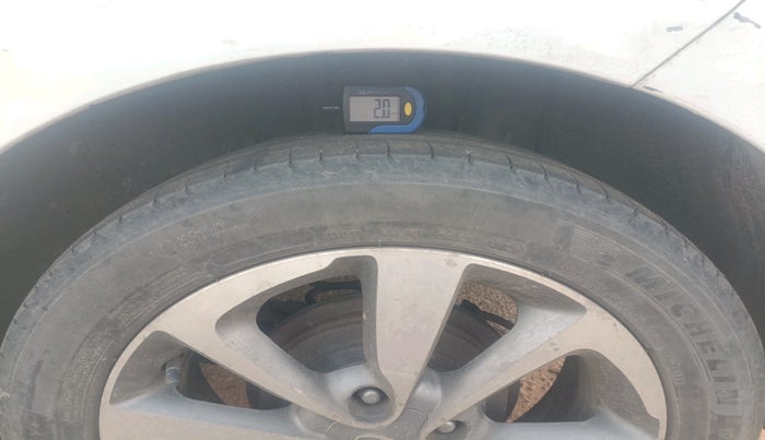 2015 Hyundai Elite i20 ASTA 1.4 CRDI, Diesel, Manual, 1,24,964 km, tyre