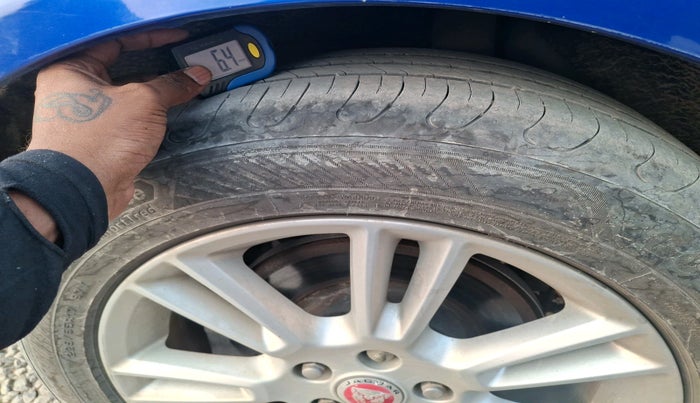 2018 Jaguar XE PORTFOLIO DIESEL, Diesel, Automatic, 37,888 km, tyre