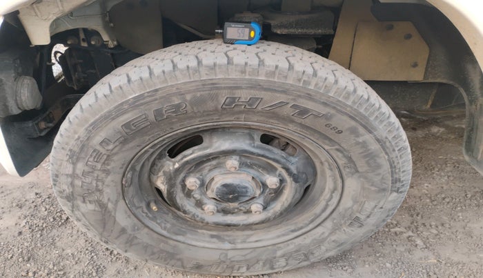 2021 Mahindra Bolero B6 (O), Diesel, Manual, 84,388 km, tyre