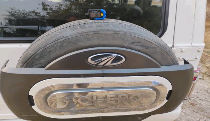 2021 Mahindra Bolero B6 (O), Diesel, Manual, 84,388 km, tyre