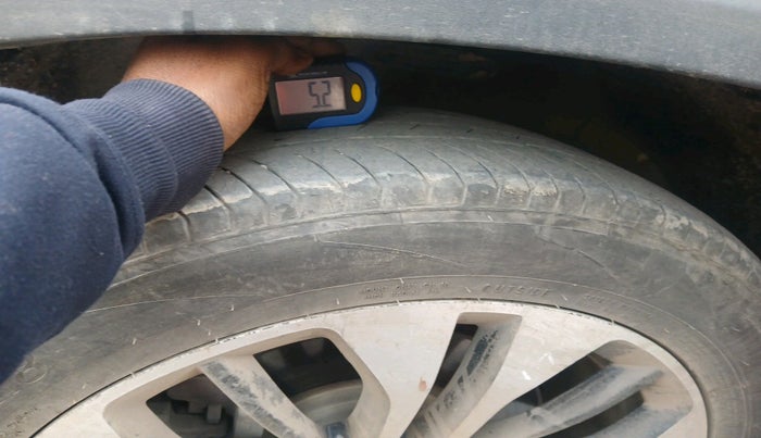 2021 MG HECTOR PLUS SHARP 1.5 PETROL TURBO CVT 6-STR, Petrol, Automatic, 1,30,780 km, tyre