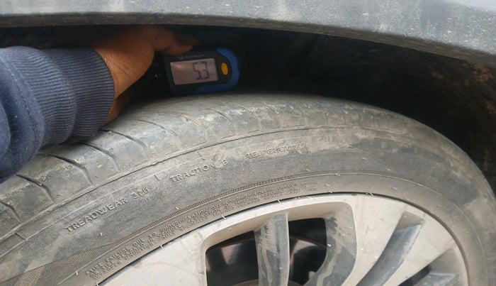 2021 MG HECTOR PLUS SHARP 1.5 PETROL TURBO CVT 6-STR, Petrol, Automatic, 1,30,780 km, tyre