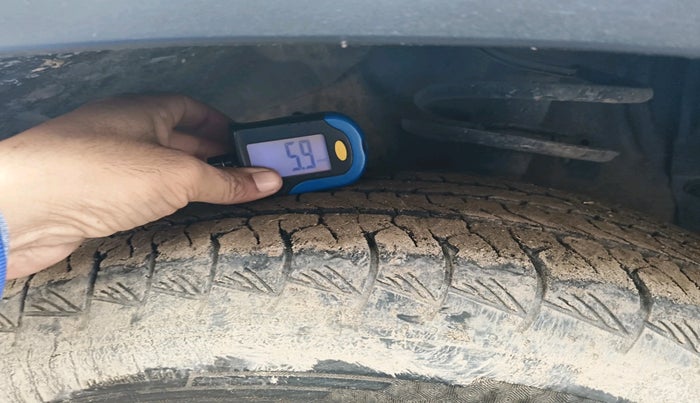 2023 Maruti Grand Vitara ALPHA SMART HYBRID, Petrol, Manual, 74,602 km, tyre