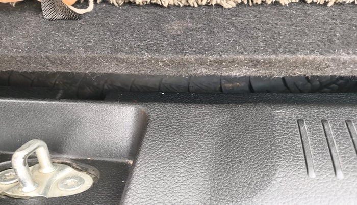 2023 Maruti Grand Vitara ALPHA SMART HYBRID, Petrol, Manual, 74,602 km, tyre