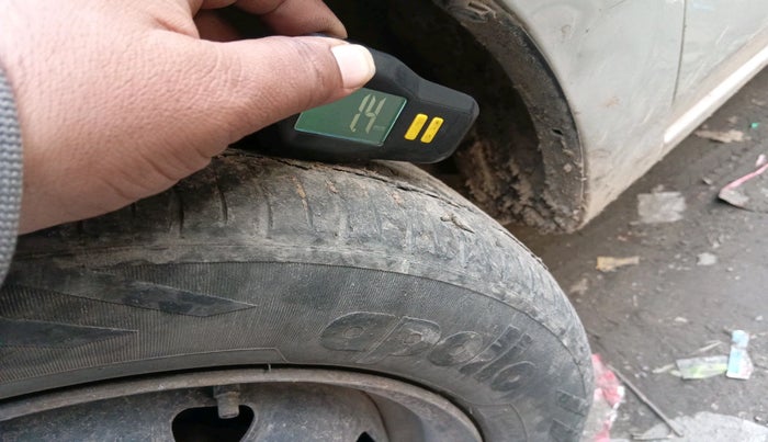 2011 Maruti Zen Estilo VXI, Petrol, Manual, 82,988 km, tyre