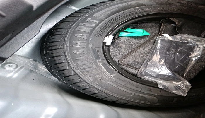 2020 Hyundai GRAND I10 NIOS SPORTZ AMT 1.2 KAPPA VTVT, Petrol, Automatic, 12,369 km, tyre