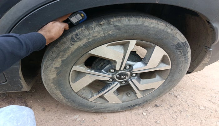 2022 KIA SONET HTX 1.5, Diesel, Manual, 64,155 km, tyre