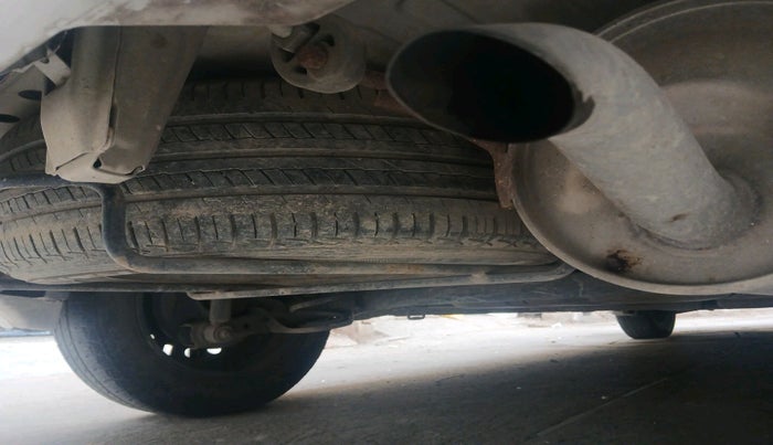 2015 Maruti Ertiga VXI, Petrol, Manual, 82,932 km, tyre