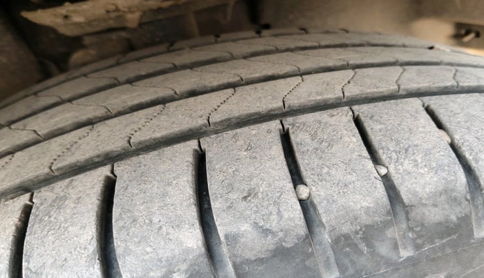 2022 Tata Harrier XZA PLUS 2.0L DARK EDITION, Diesel, Automatic, 1,06,397 km, tyre