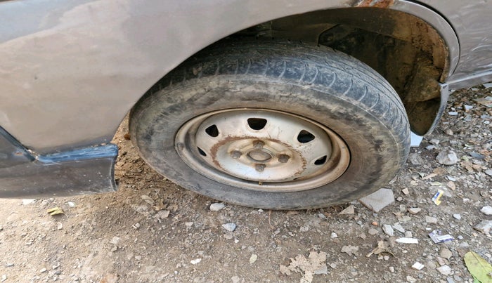 2019 Maruti Eeco 7 STR, Petrol, Manual, 1,98,821 km, tyre