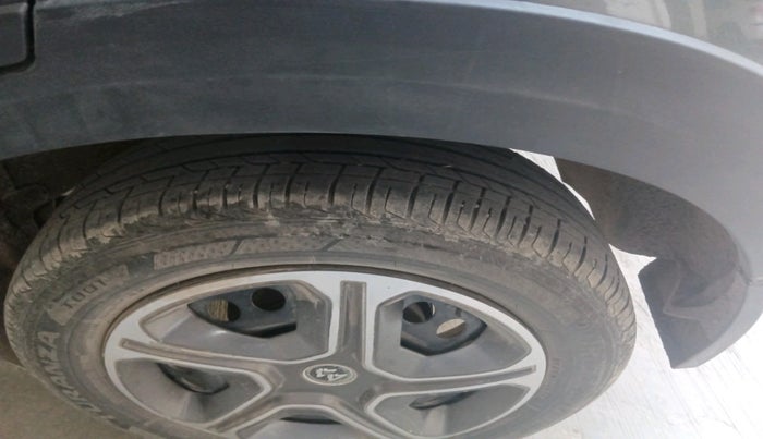 2024 Tata NEXON Smart Plus 1.2 Revotron 6 AMT, Petrol, Automatic, 14,456 km, tyre