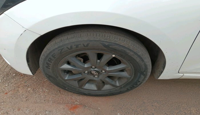 2019 Hyundai Elite i20 SPORTZ PLUS 1.2, Petrol, Manual, 38,672 km, tyre