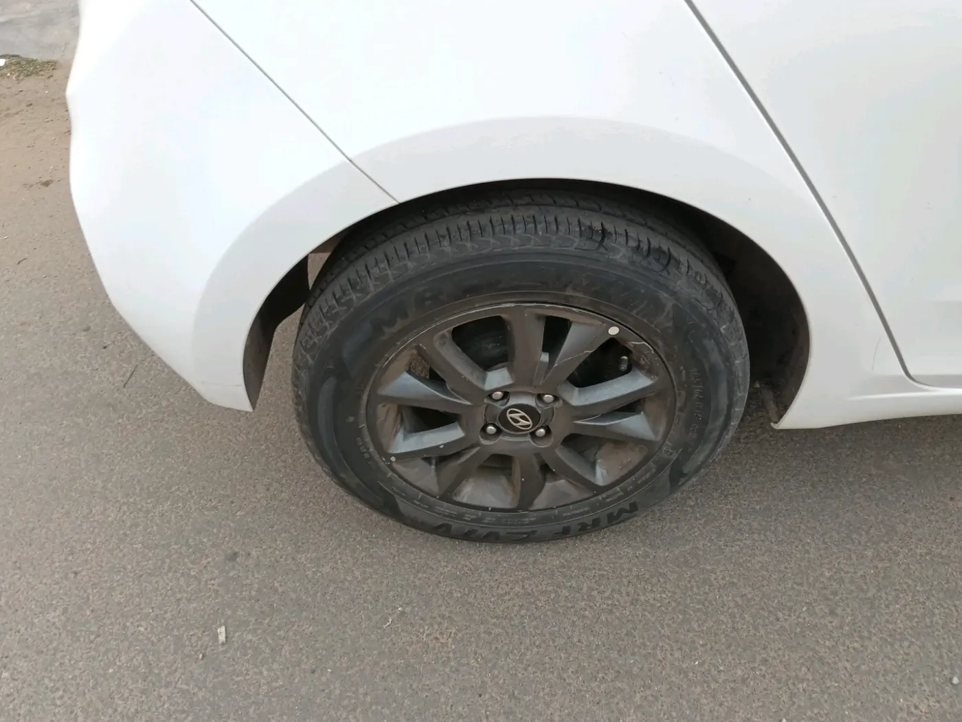 2019 Hyundai Elite i20 SPORTZ PLUS 1.2, Petrol, Manual, 38,672 km, tyre