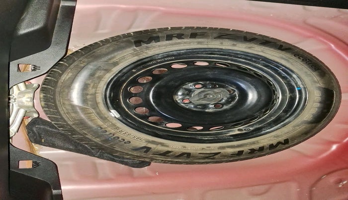 2021 Maruti Baleno DELTA PETROL 1.2, Petrol, Manual, 35,677 km, tyre