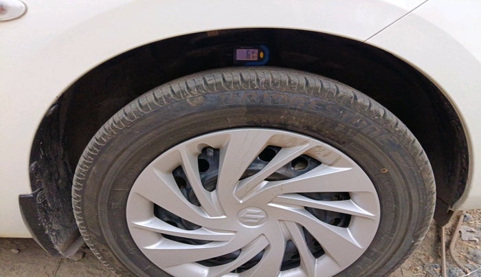 2023 Maruti Ertiga LXi (O), Petrol, Manual, 7,825 km, tyre