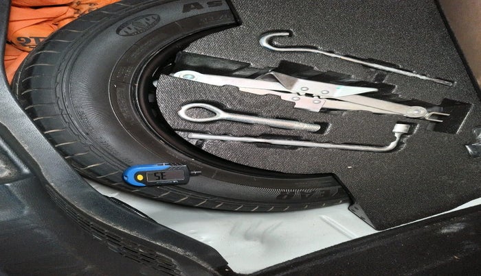 2018 Honda WR-V 1.5L I-DTEC VX MT, Diesel, Manual, 35,975 km, tyre