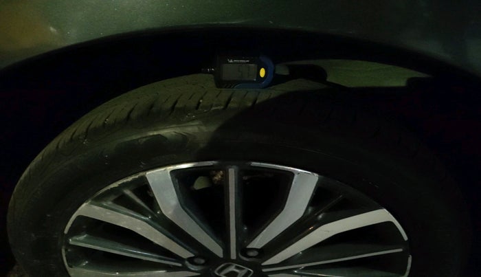 2017 Honda City 1.5L I-VTEC VX CVT, Petrol, Automatic, 1,36,552 km, tyre