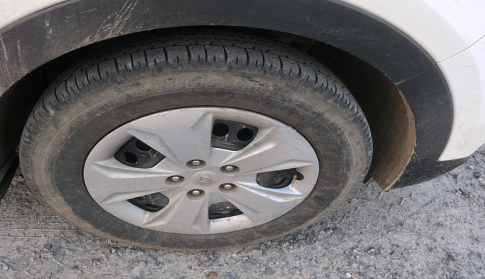 2019 Hyundai Creta E PLUS 1.4 DIESEL, Diesel, Manual, 86,585 km, tyre