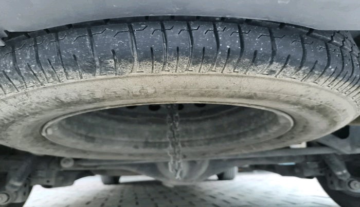 2021 Toyota Innova Crysta 2.4 VX 7 STR, Diesel, Manual, 65,368 km, tyre