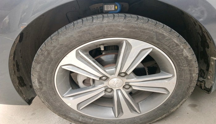 2018 Hyundai Verna 1.6 VTVT SX, Petrol, Manual, 53,368 km, tyre