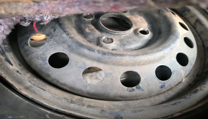 2018 Maruti Wagon R 1.0 VXI, Petrol, Manual, 80,499 km, tyre