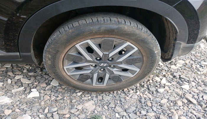 2024 Hyundai VENUE S (O) 1.0 Turbo Petrol DCT, Petrol, Automatic, 7,345 km, tyre