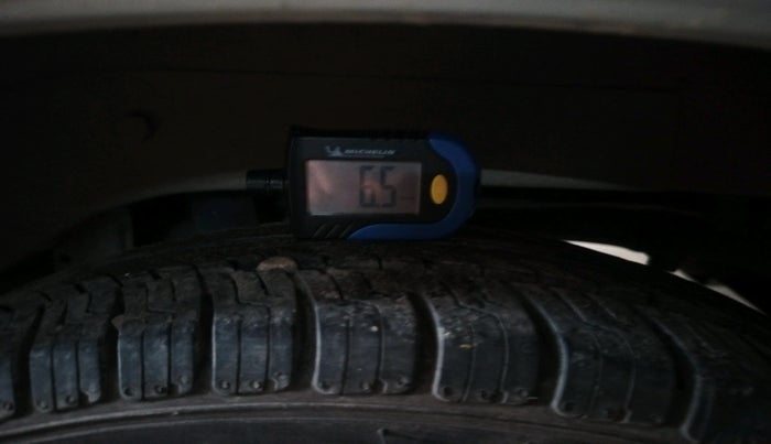 2012 Maruti Zen Estilo LXI, Petrol, Manual, 54,235 km, tyre