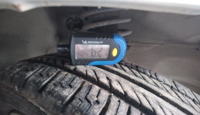 2012 Maruti Zen Estilo LXI, Petrol, Manual, 54,235 km, tyre