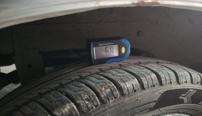 2012 Maruti Zen Estilo LXI, Petrol, Manual, 54,235 km, tyre